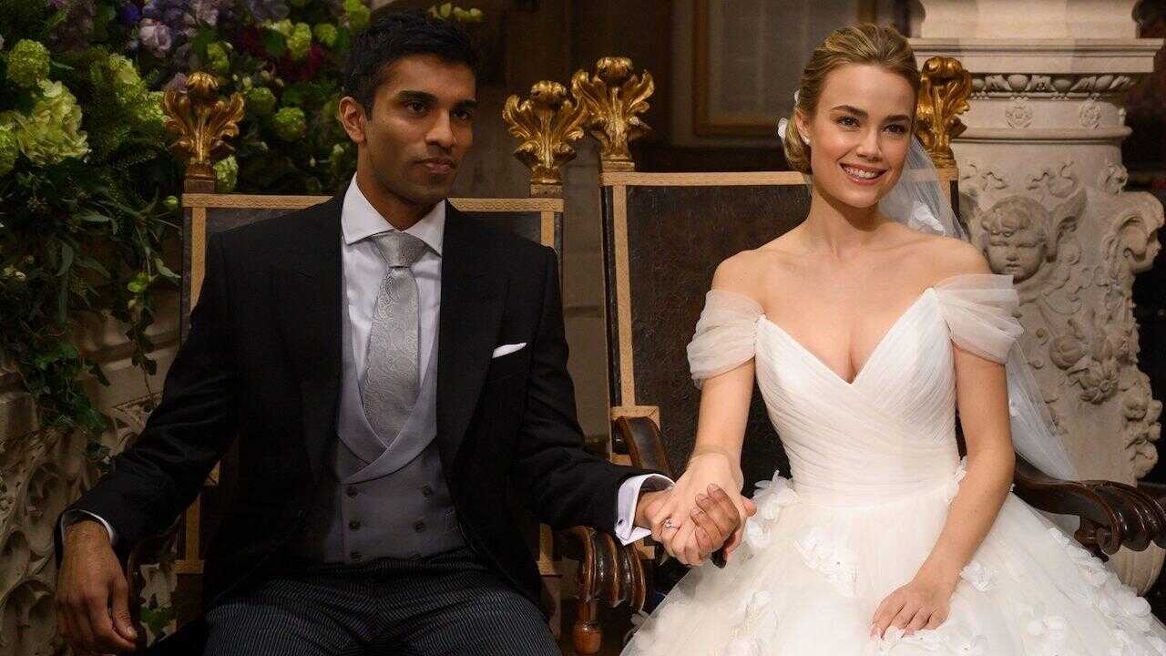 FR - Four Weddings and a Funera 3