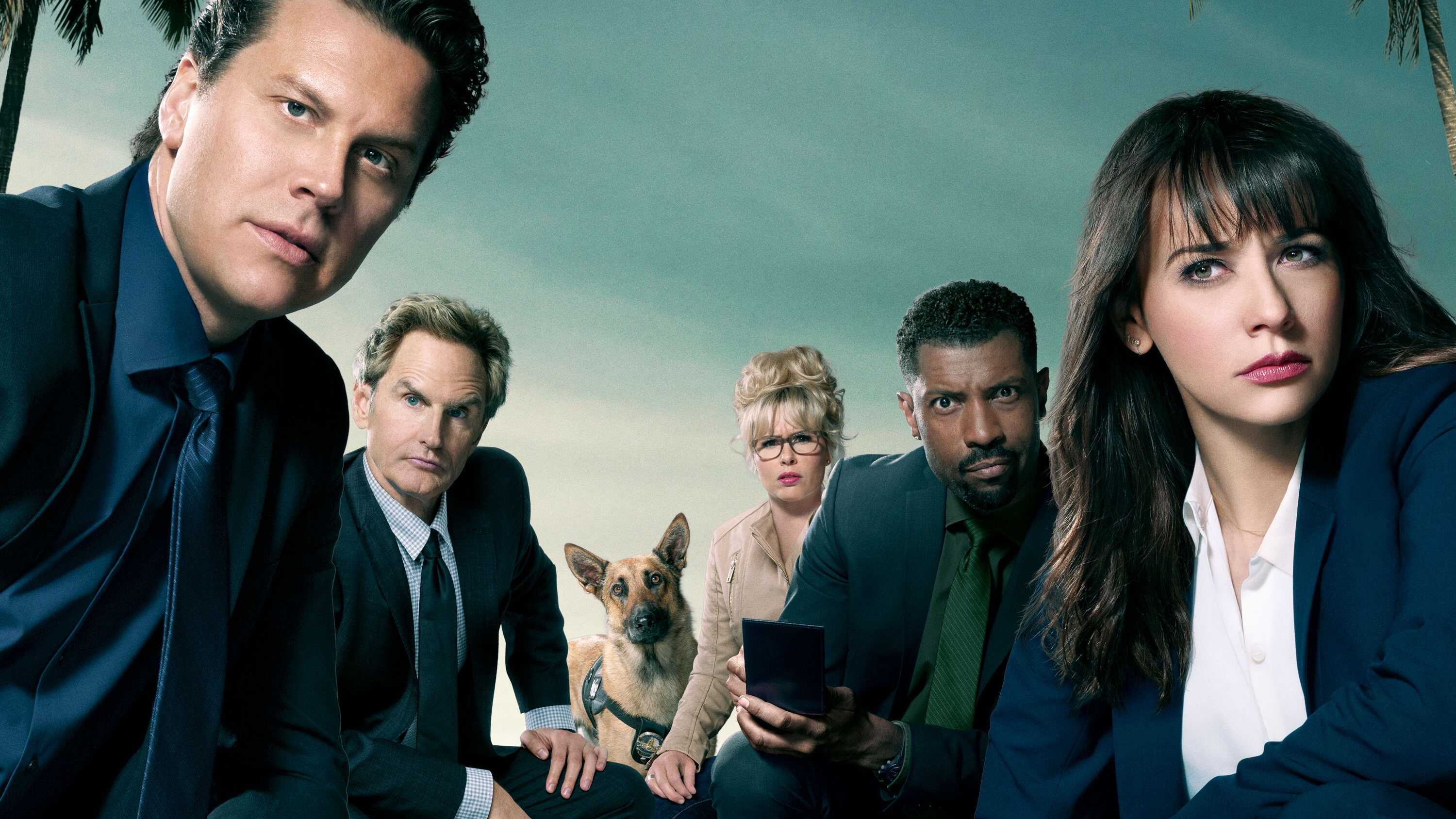 FR - Angie Tribeca 1