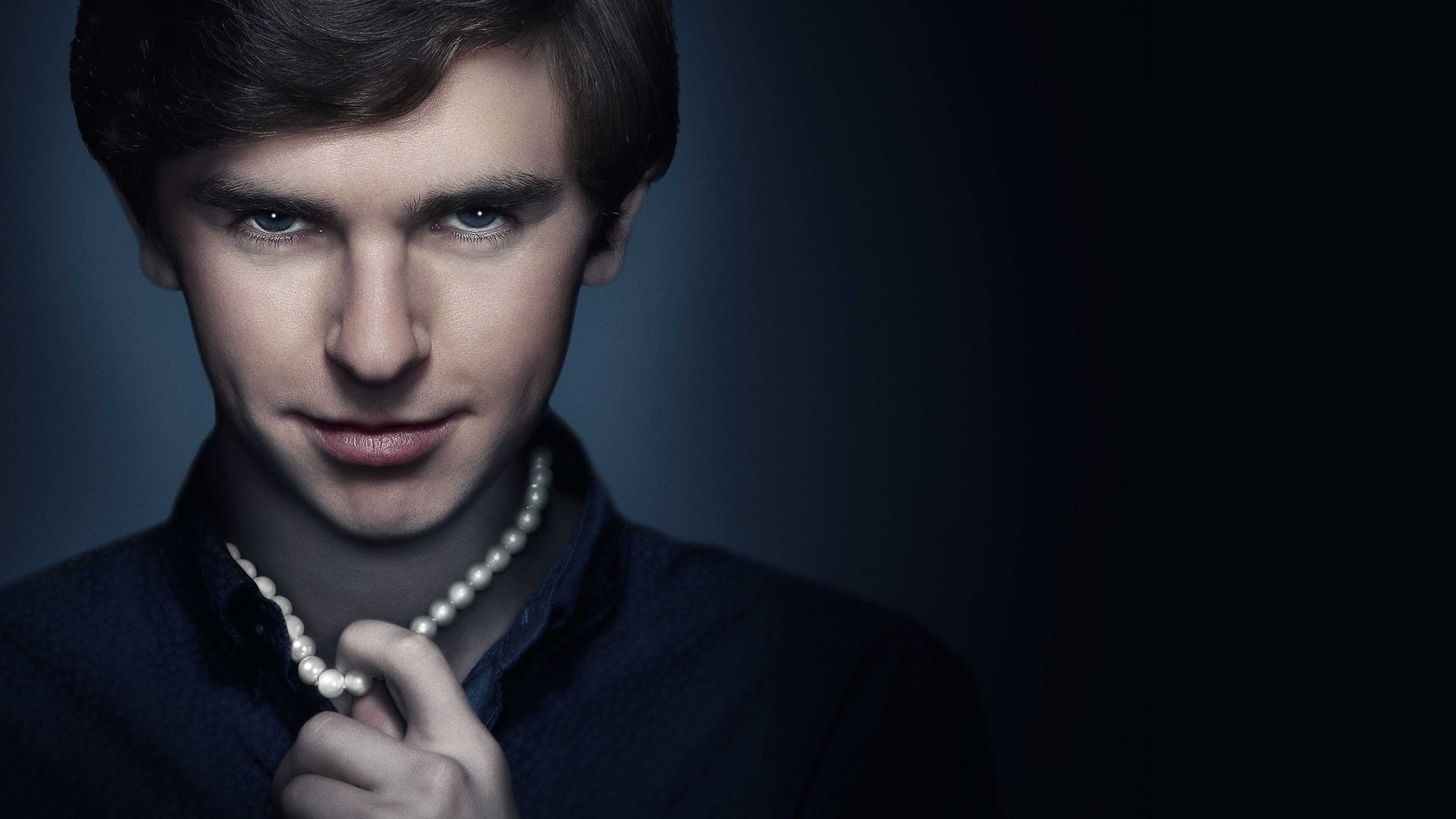 FR - Bates Motel 3