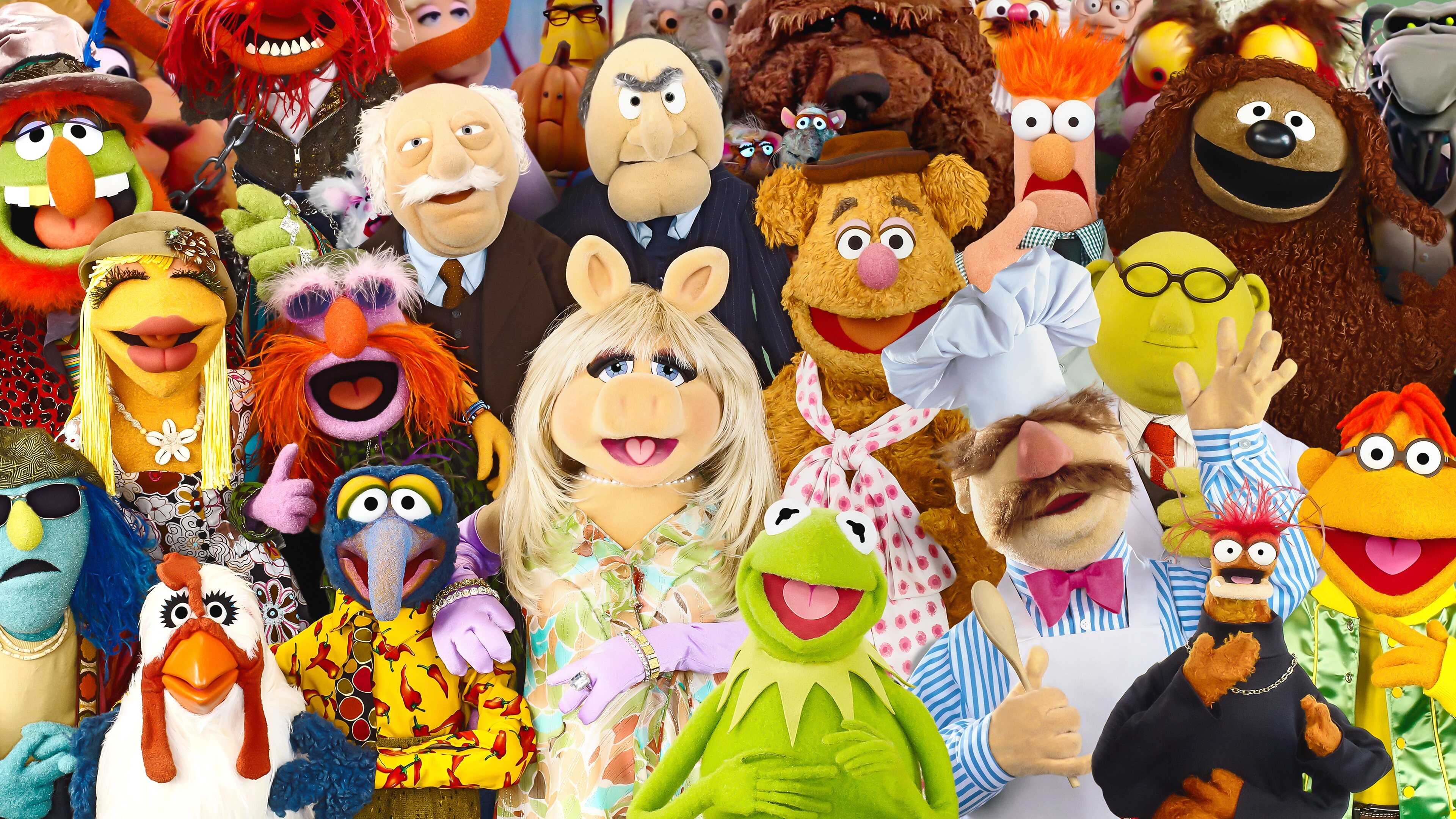 EN - Muppets Now (2020) 0