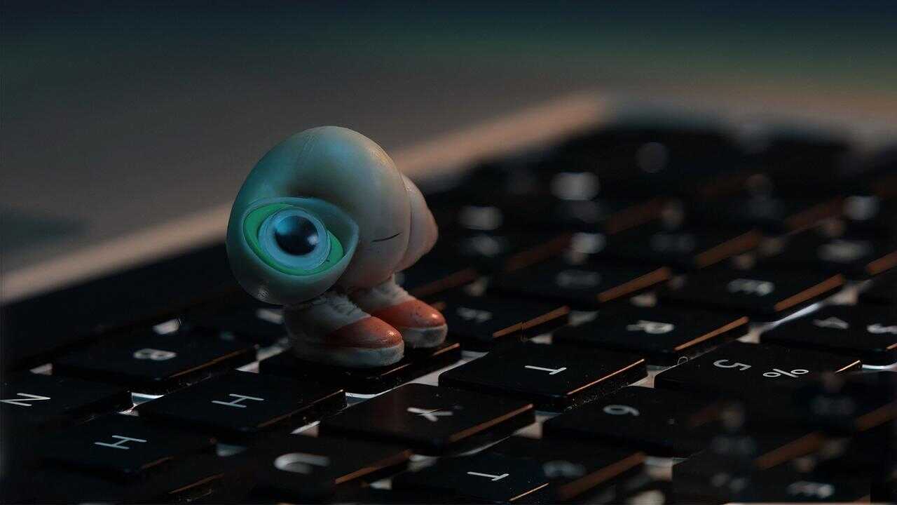 Marcel the Shell with Shoes On 0