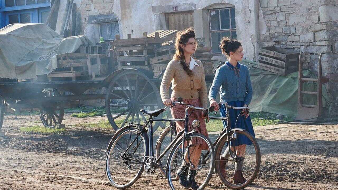 Fantastyczna podróż Margot i Marguerite (2020) 0