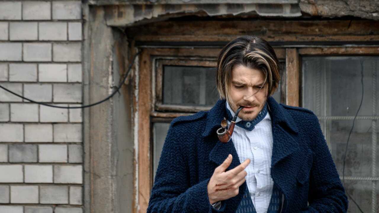 FR - Les Chroniques de Sherlock (2020) (RU) 1