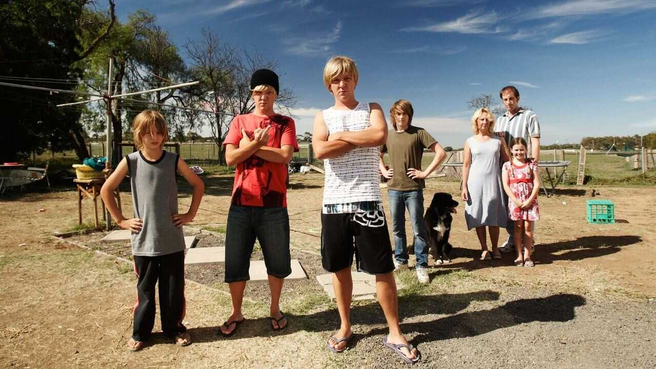 EN - Angry Boys (2011) 0