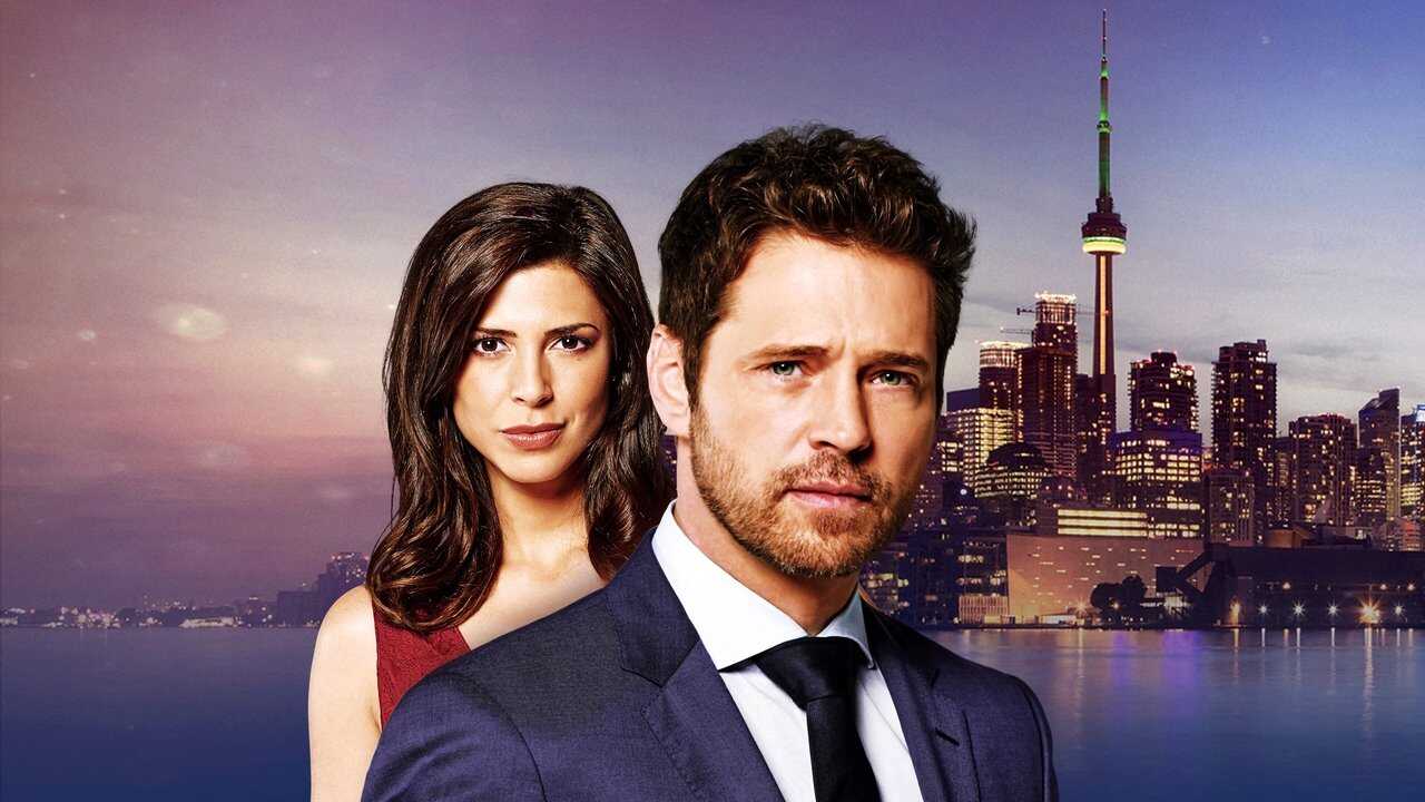 DE - Private Eyes (2016) 0