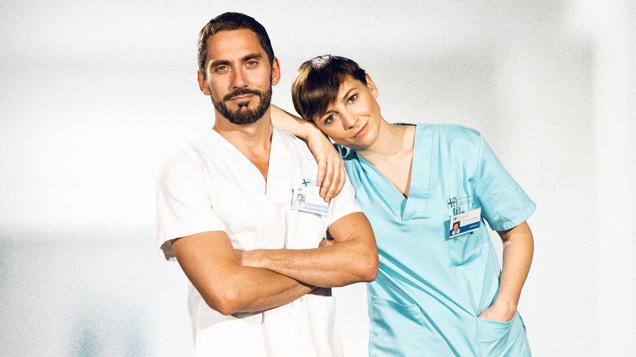 FR - De l'amour dans l'air (2021) (ES) 1