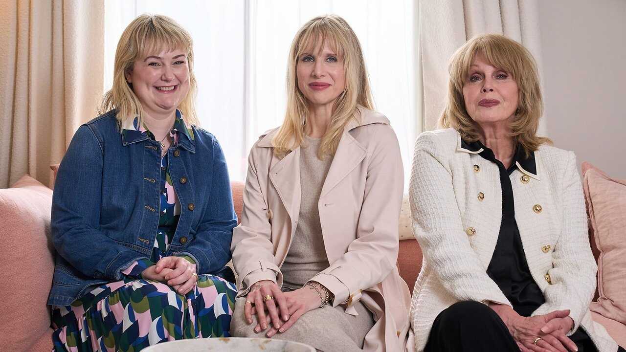 EN - Amandaland (2025) 1