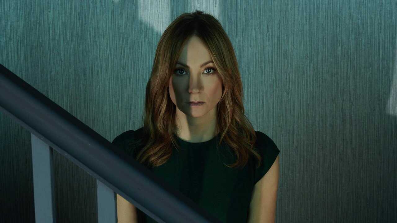 FR - Angela Black (2021) (GB) 1