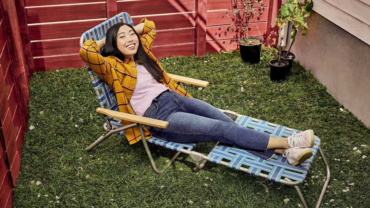 FR - Awkwafina Is Nora from Queens (2020) (US) 3