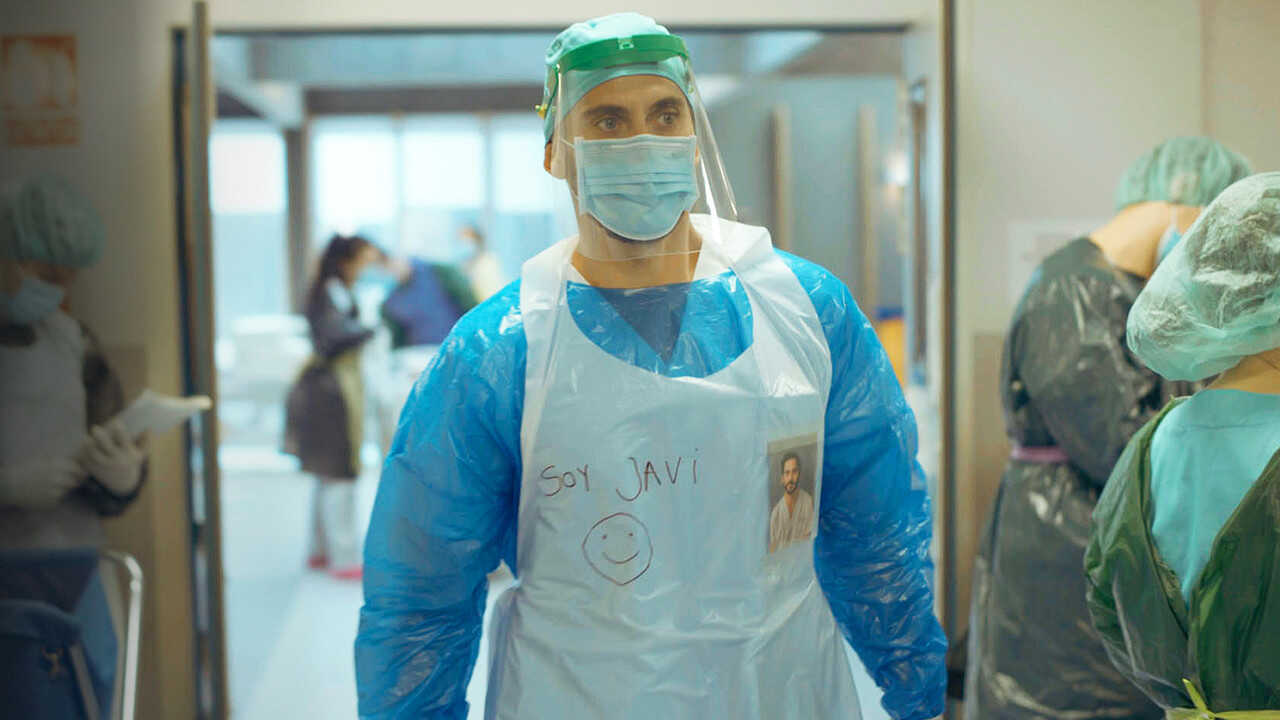 FR - De l'amour dans l'air (2021) (ES) 4