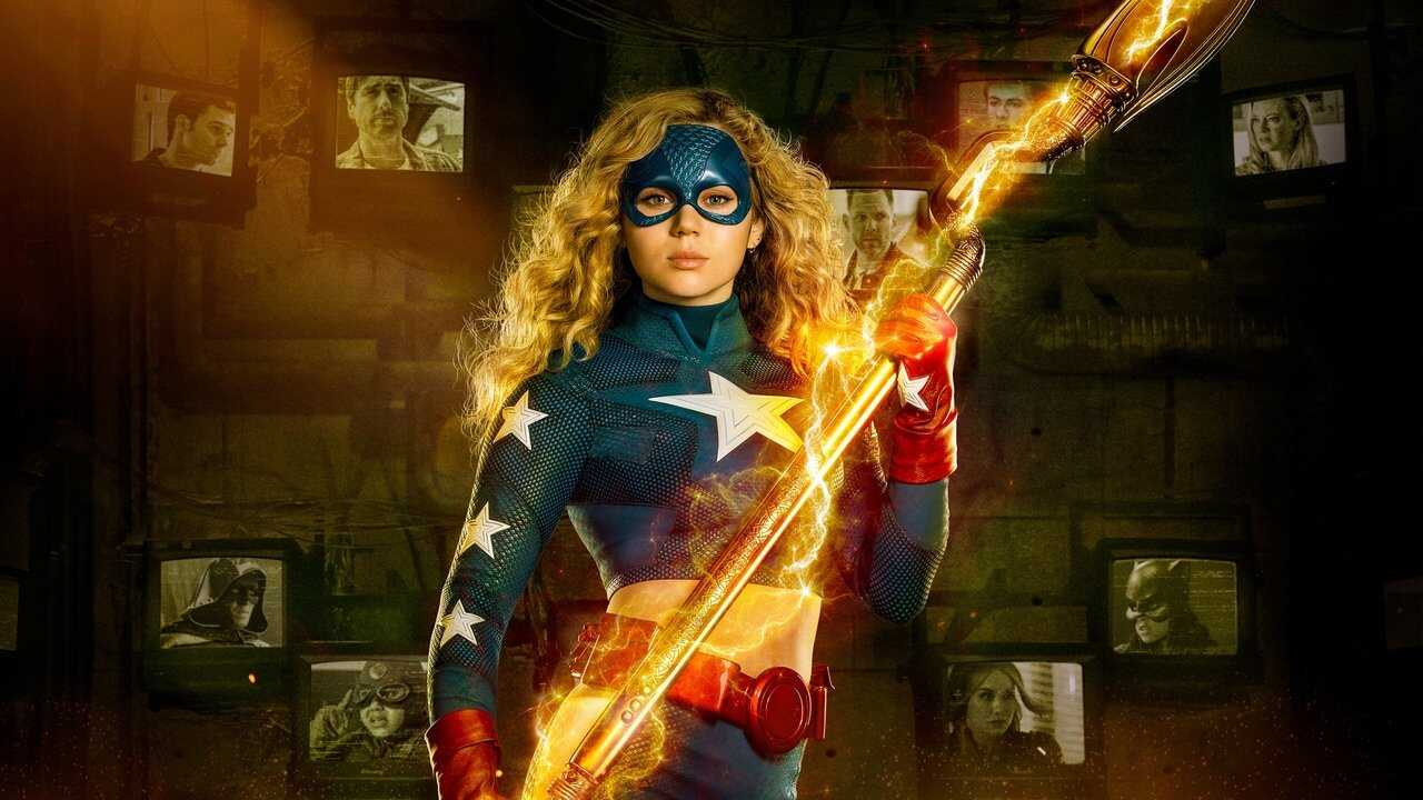 EX - DC's Stargirl (2020) 2