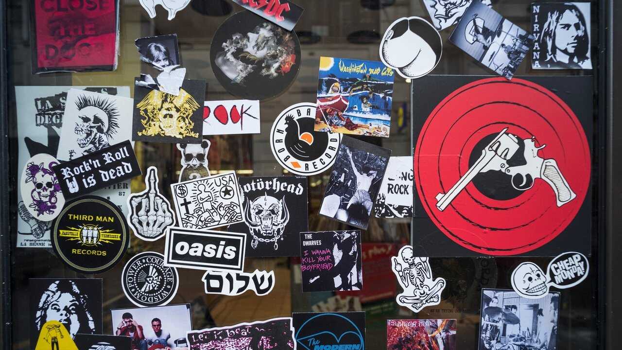 FR - Vernon Subutex (2019) (FR) 0