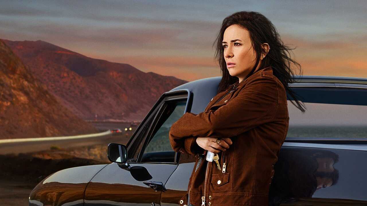 FR - Better Things (2016) (US) 4