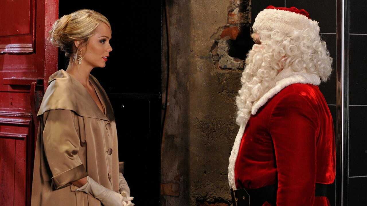 Desperately Seeking Santa 0