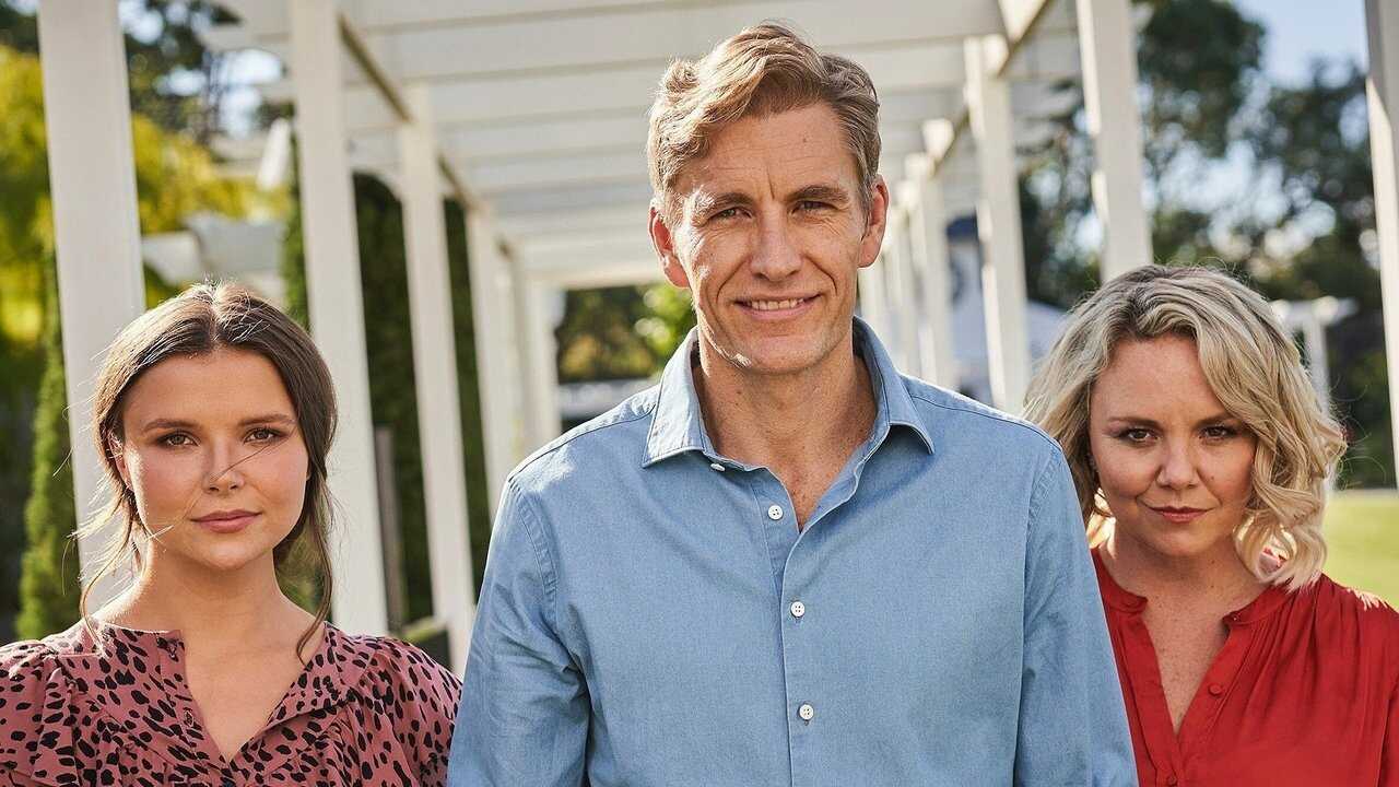 FR - Lie with Me (2021) (AU) 2