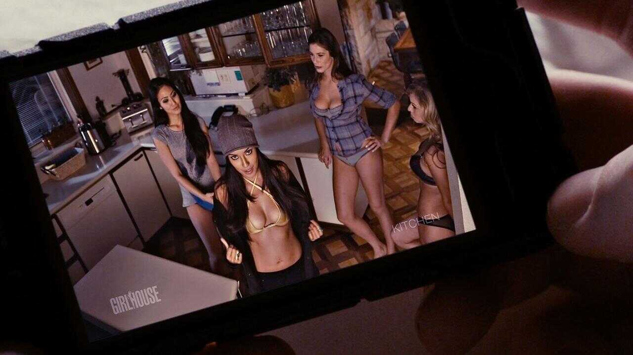 Girlhouse - Töte, was Du nicht kriegen kannst! (2014) 0