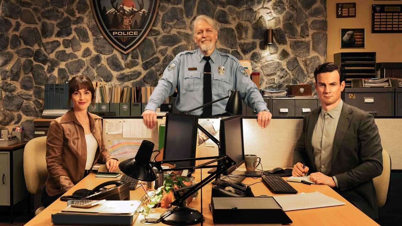AR - Good Cop/Bad Cop (2025) 2