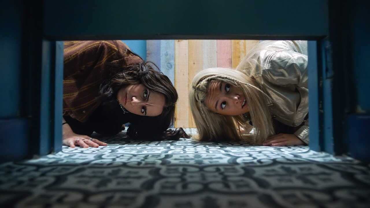 FR - Such Brave Girls (2023) 1