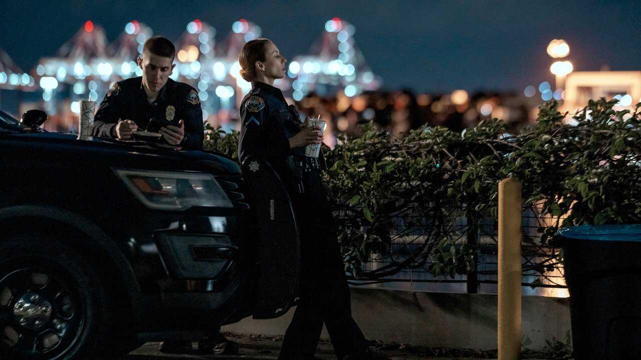 ES - On call: Long Beach P.D. (2025) 2