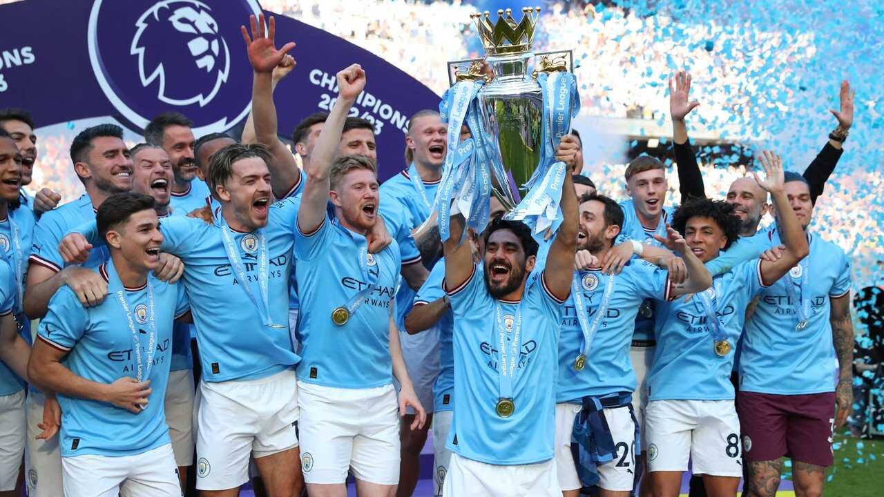 NF - Together: Treble Winners 2