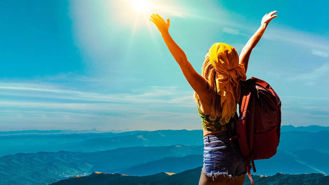 FR - Les Randonneuses (2023) (FR) 2