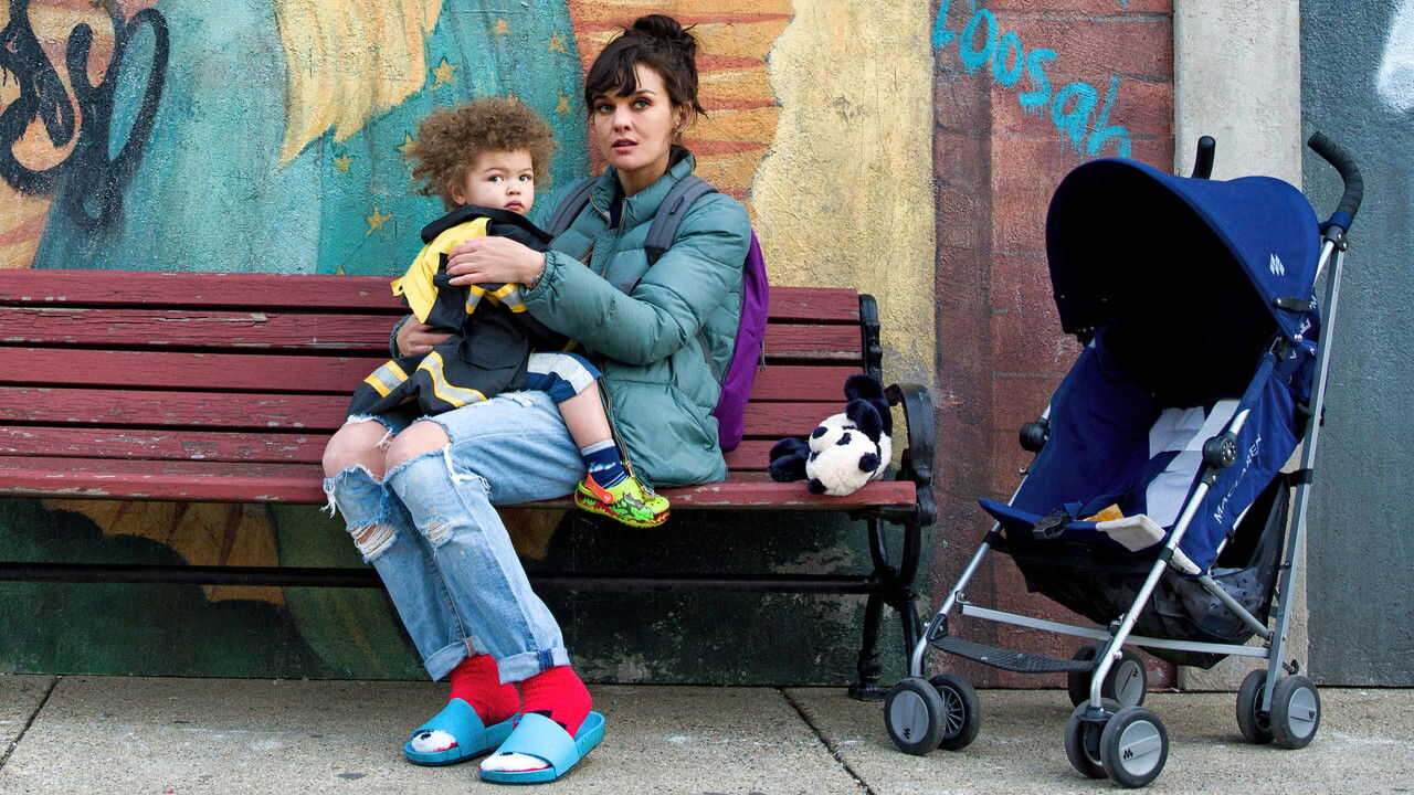 FR - SMILF (2017) (US) 4