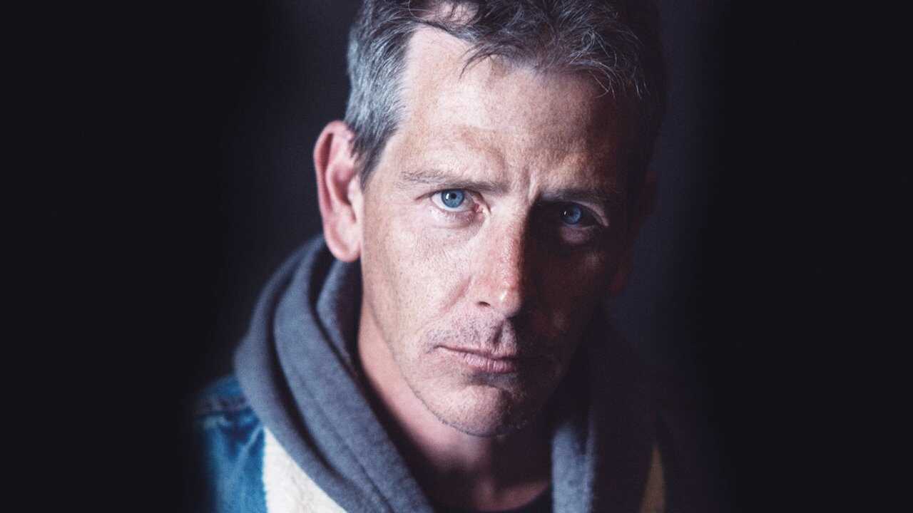 FR - The Outsider (2020) 4
