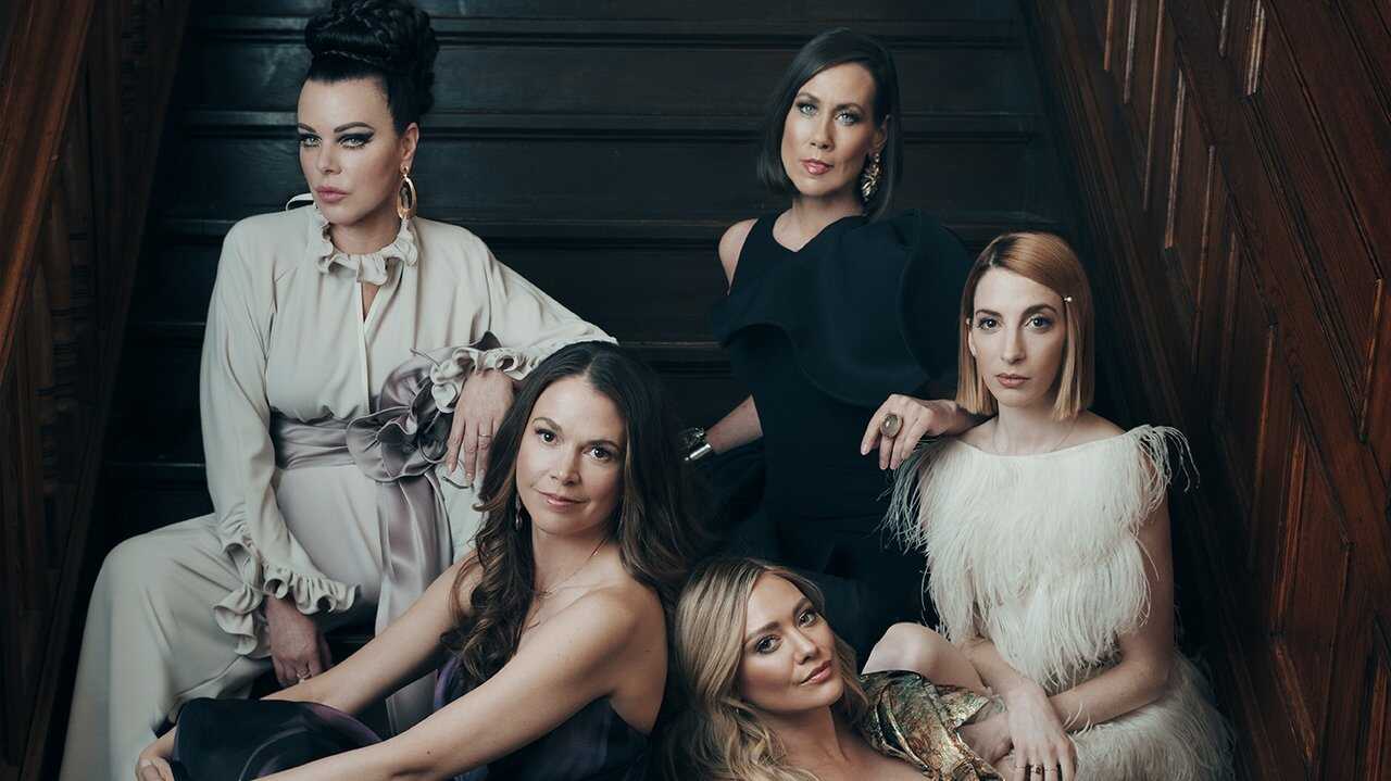 FR - Younger (2015) (US) 4