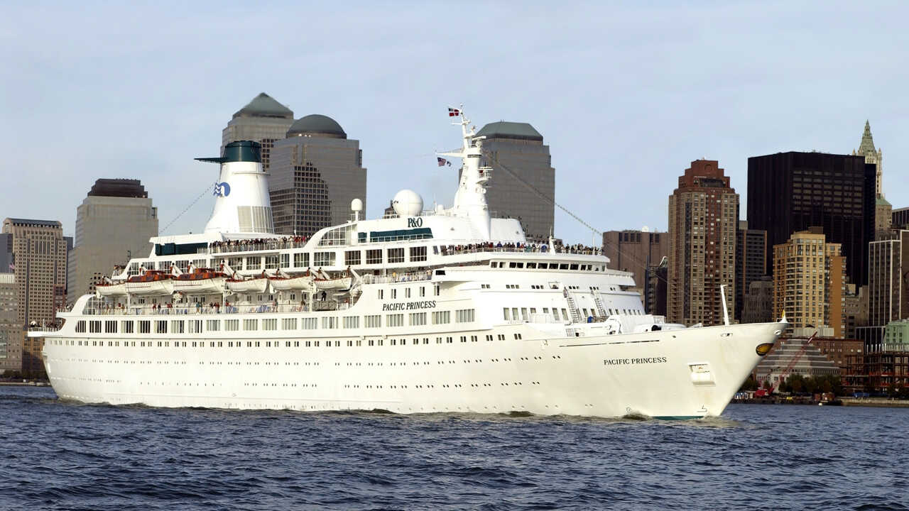 FR - La croisière s'amuse (1977) (US) 3