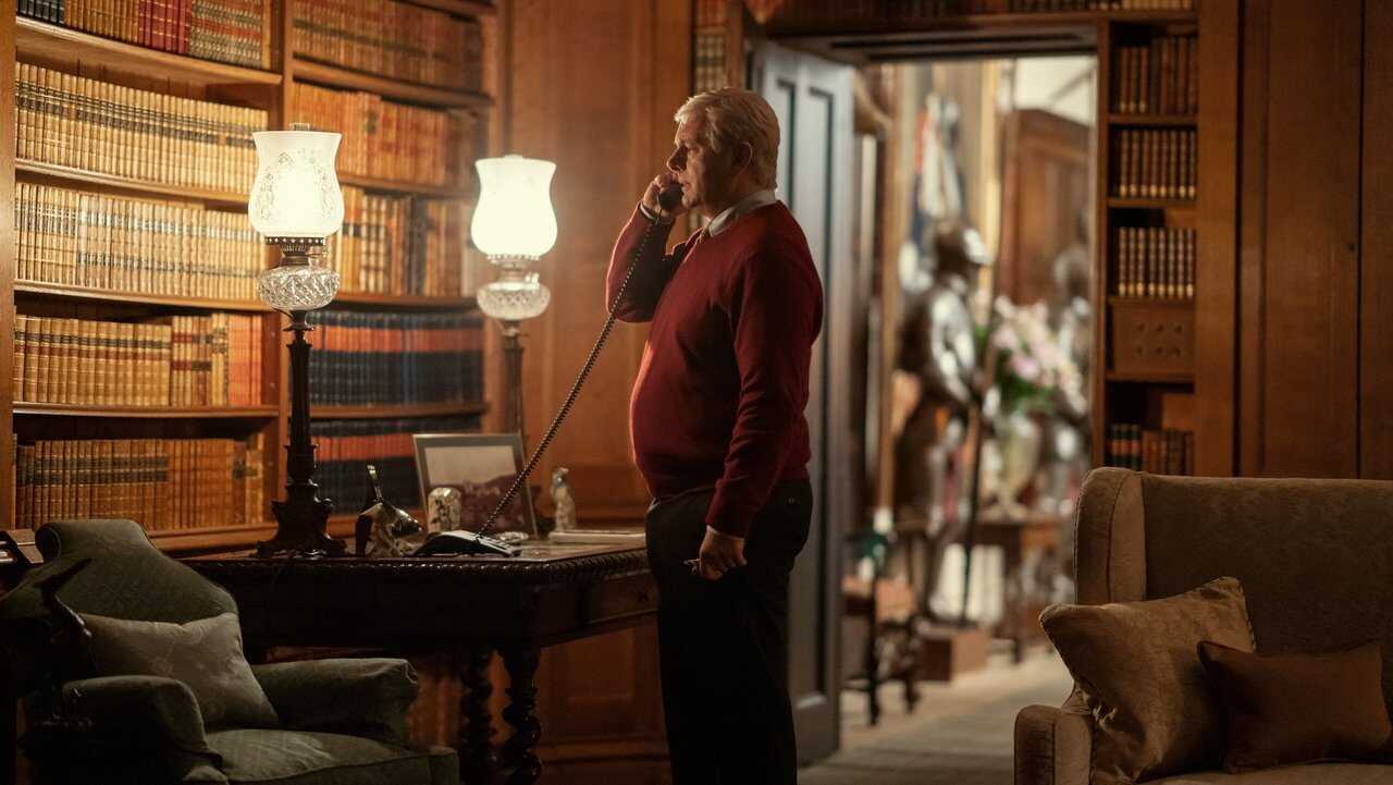 EX - A Very Royal Scandal (2024) 4