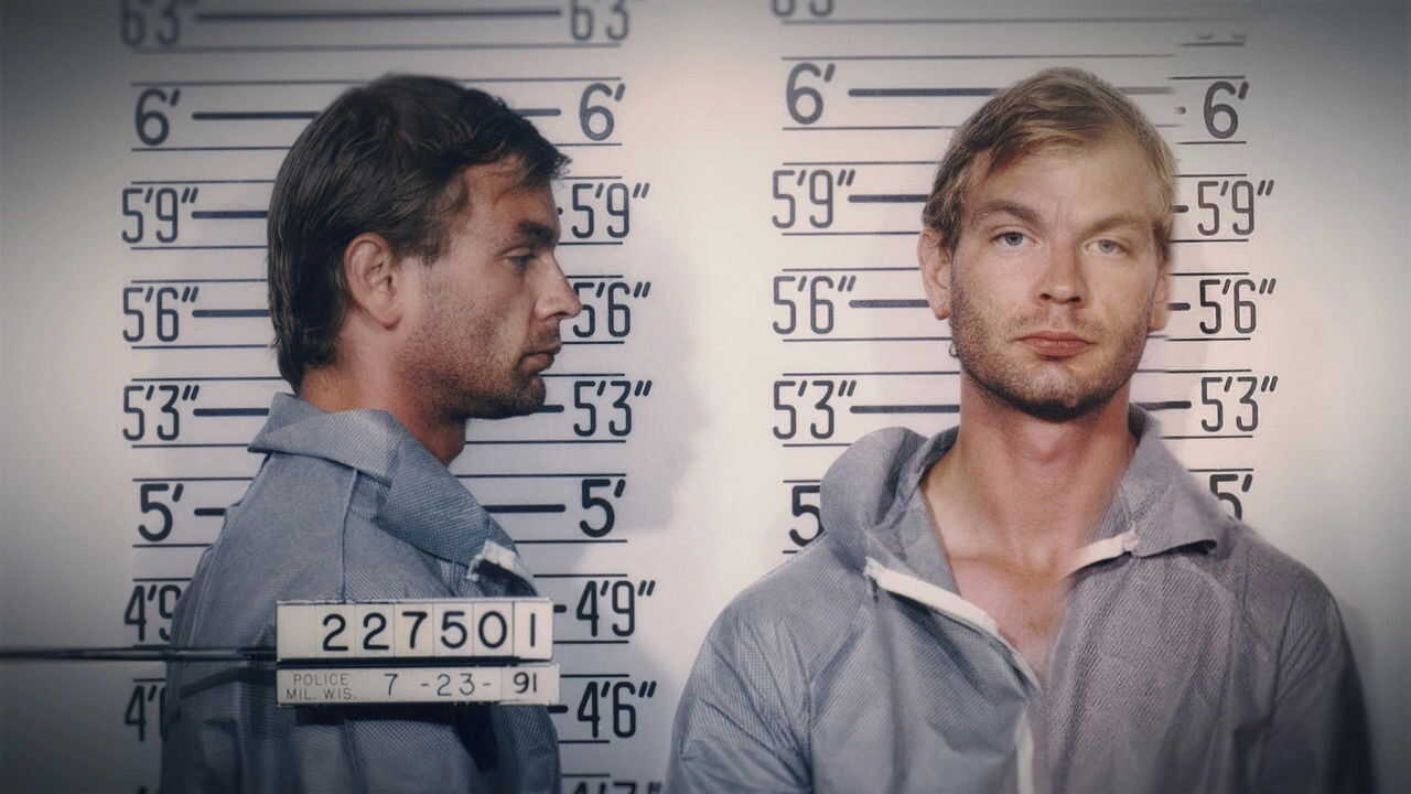 FR - Jeffrey Dahmer : Autoportrait d'un tueur (2022) (US) 1