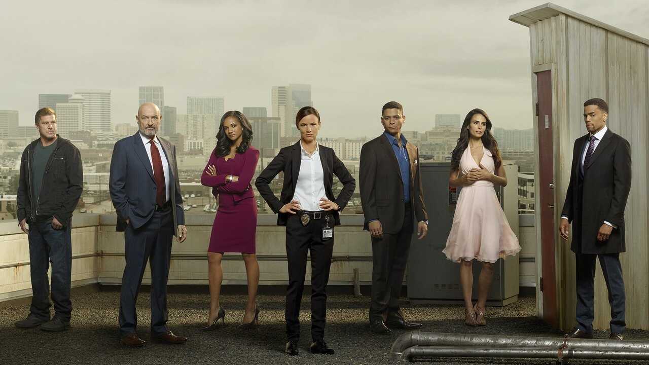 FR - Secrets and Lies (2015) 3