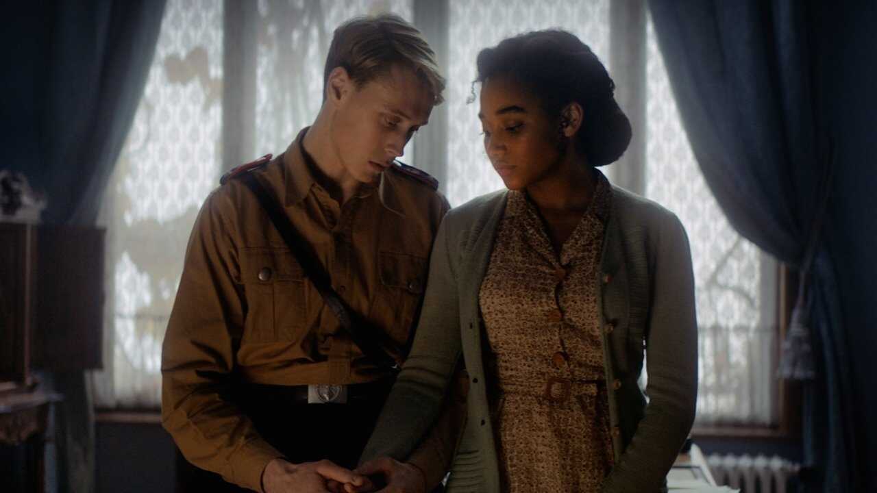 Miłość w trudnych czasach (2018) 0