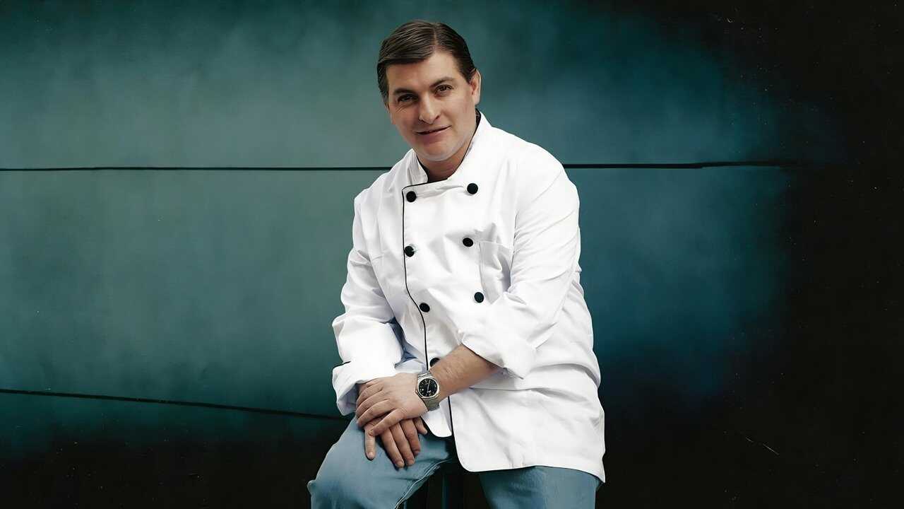 NF - Cooking Up Murder: Uncovering the Story of César Román 2