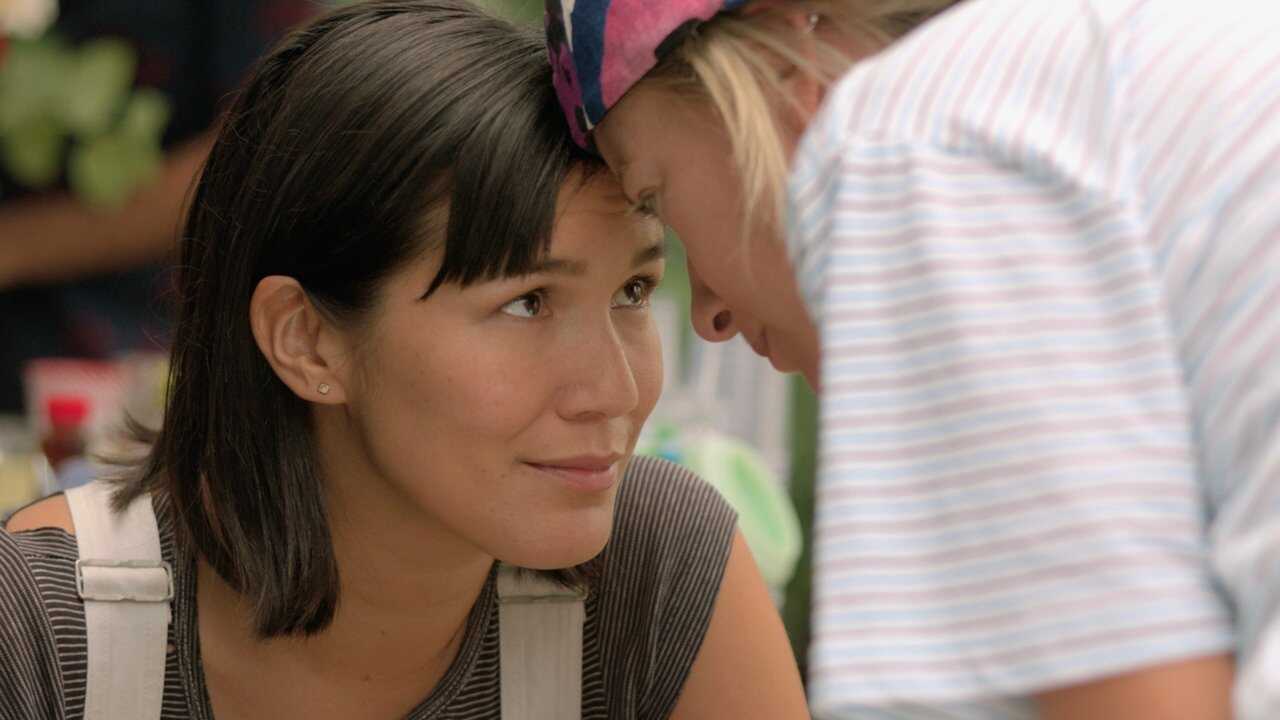 DE - Strangers (2017) 1