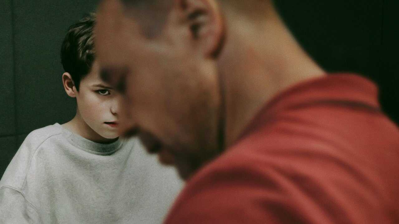 EX - Adolescence (2025) 3
