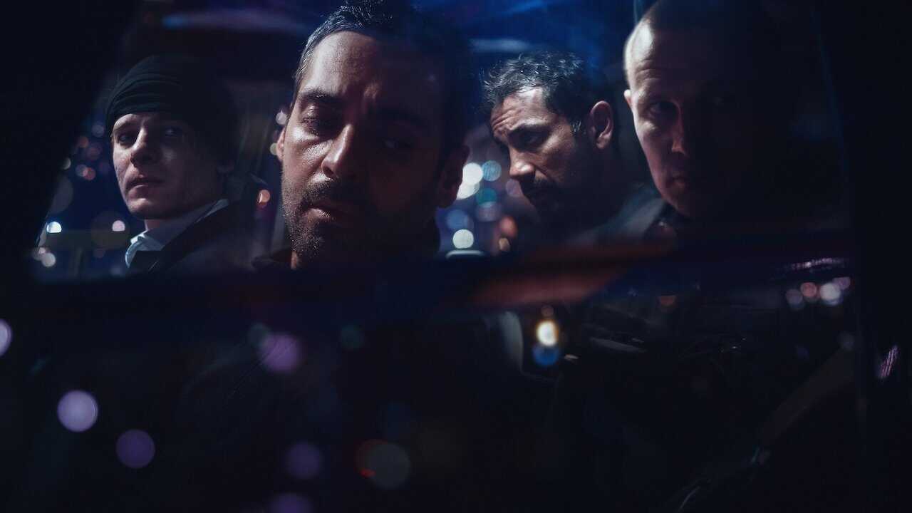 AR - The Helicopter Heist (2024) 3