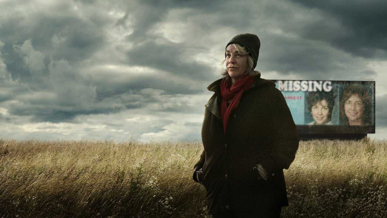 ES - Entre las llamas: La hija perdida (2024) 0