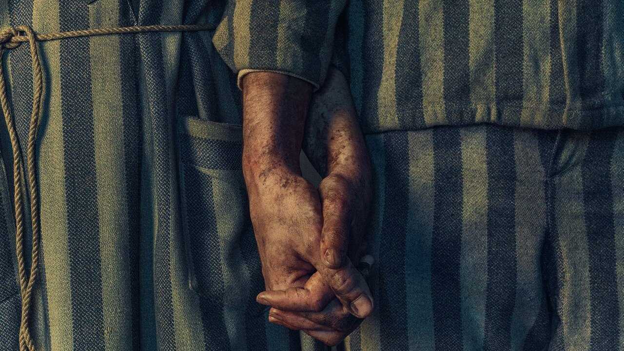 NL - The Tattooist of Auschwitz (2024) 0