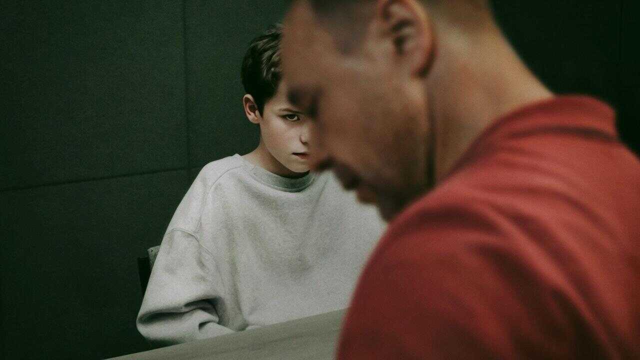 AL - Adolescence (2025) 3