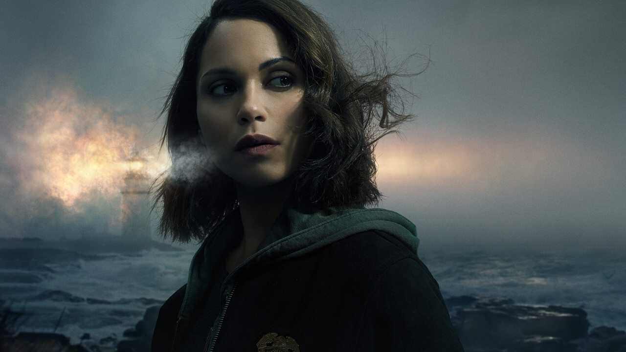 EN - Hightown (2020) 0