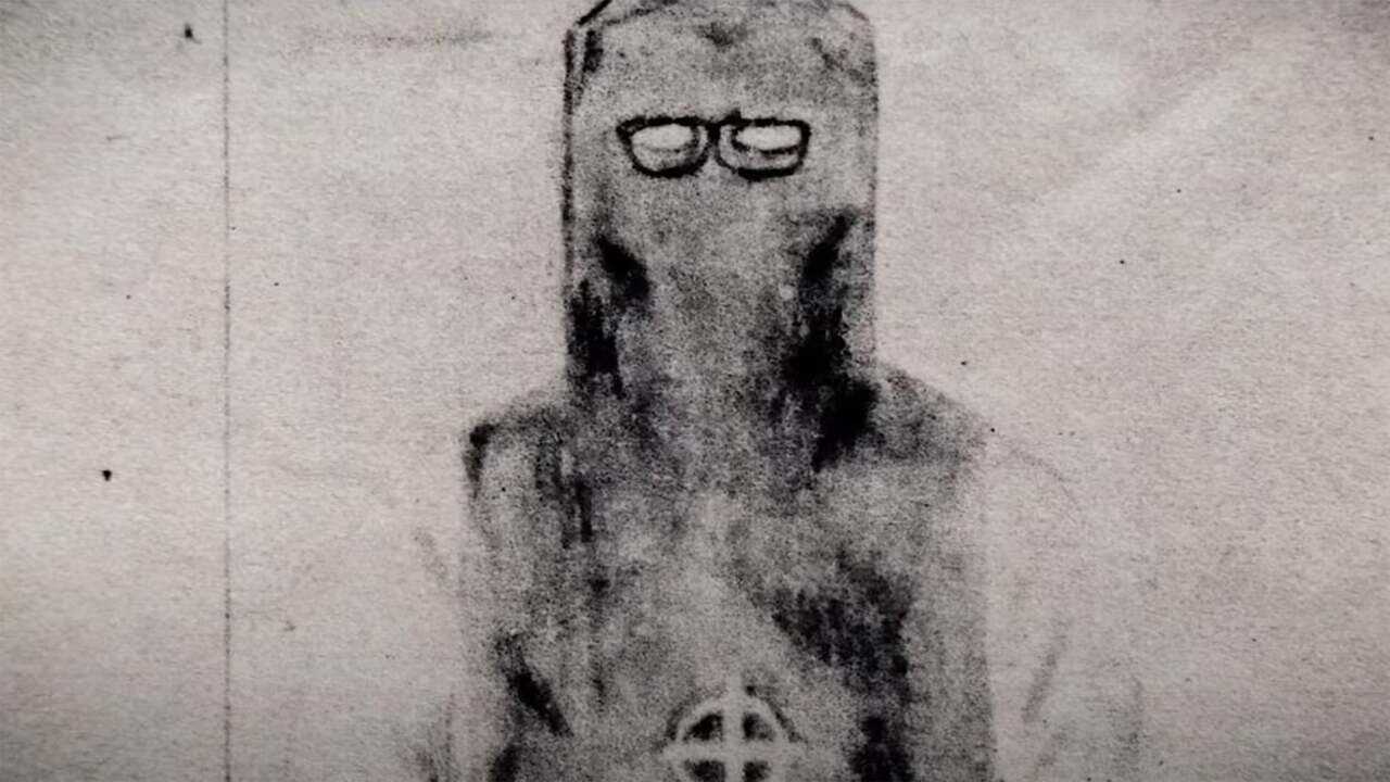 EN - This Is the Zodiac Speaking (2024) 2