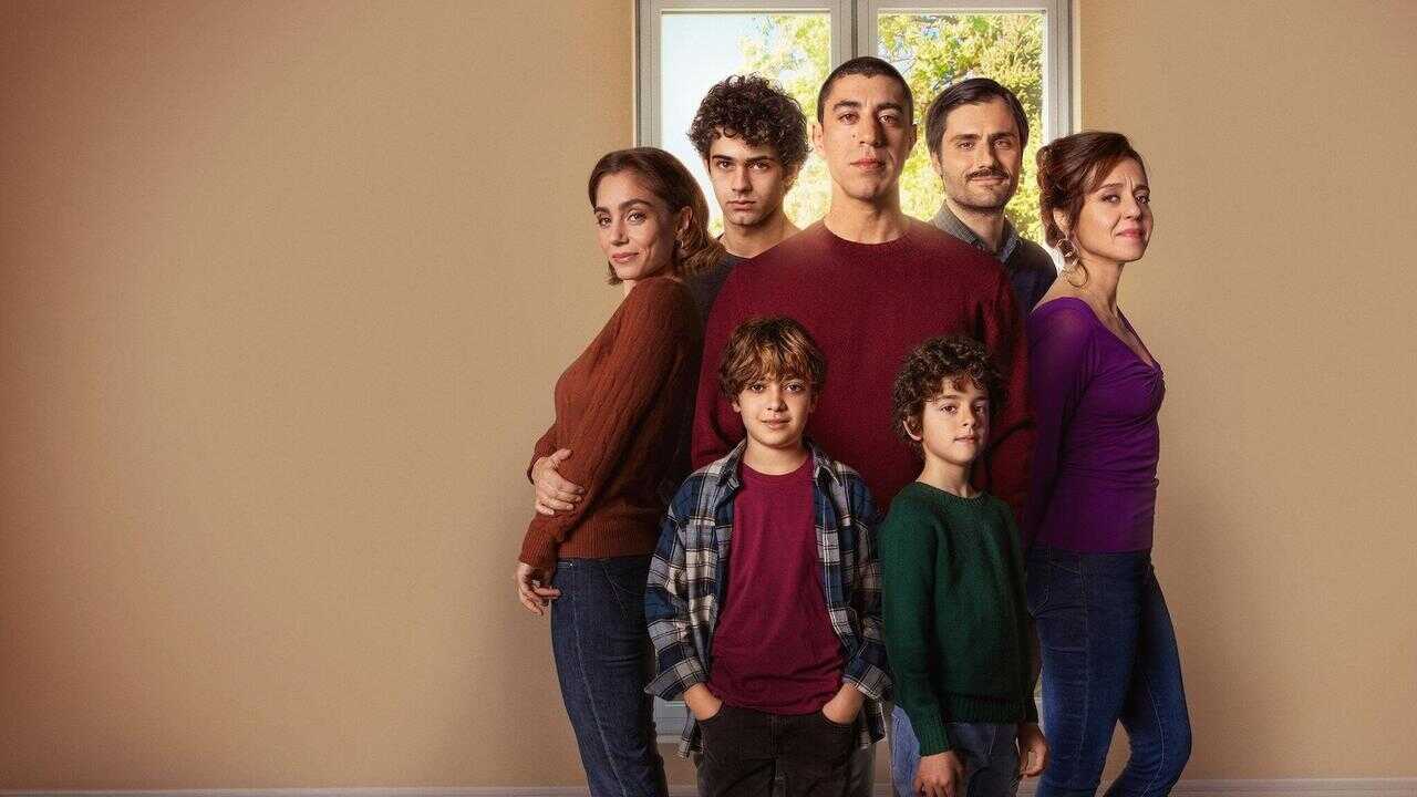 FR - L'Histoire de ma famille (2025) 0