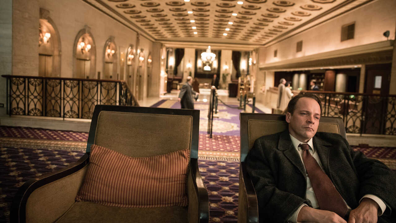 FR - Wormwood (2017) (US) 0