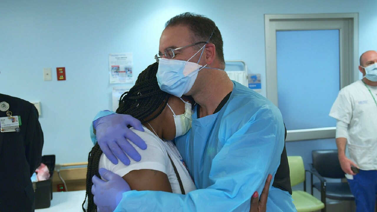 FR - New York : Au cœur de l'urgence (2023) (US) 4