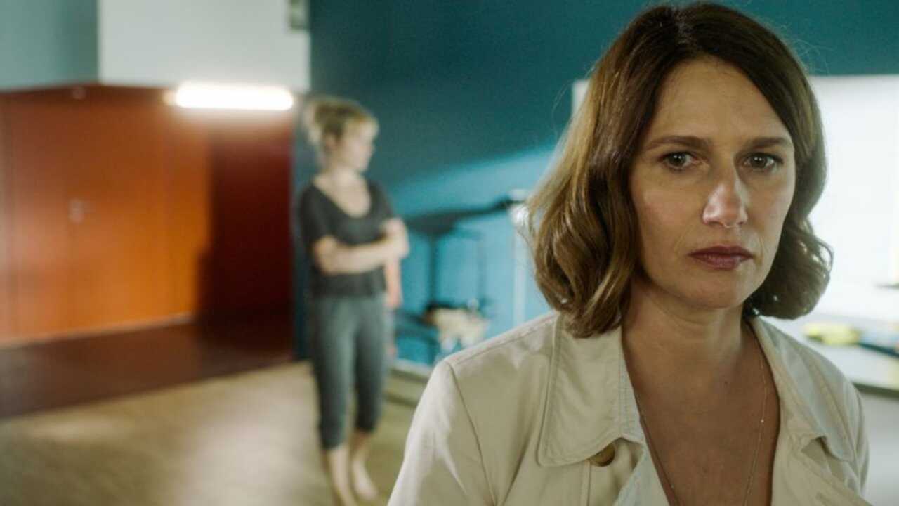 FR - Double Vie (2019) (CH) 0