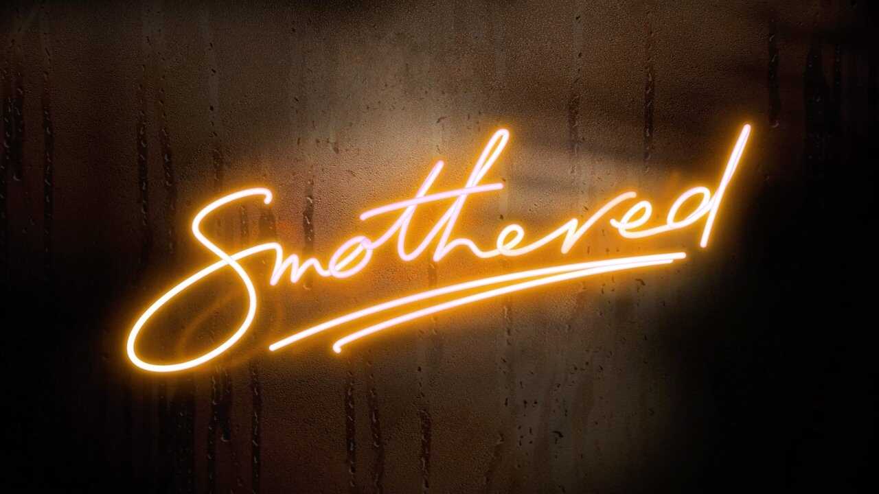 ES - Smothered (2023) 0