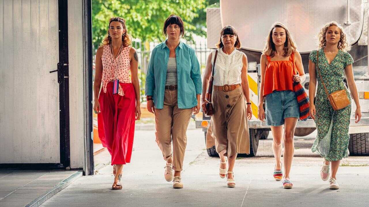 Una muerte antes de una boda (2025) 0