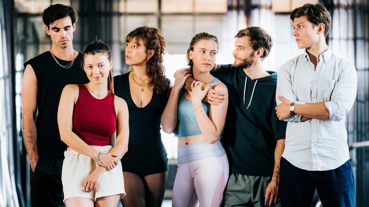 FR - Even Closer (2021) (DE) 0