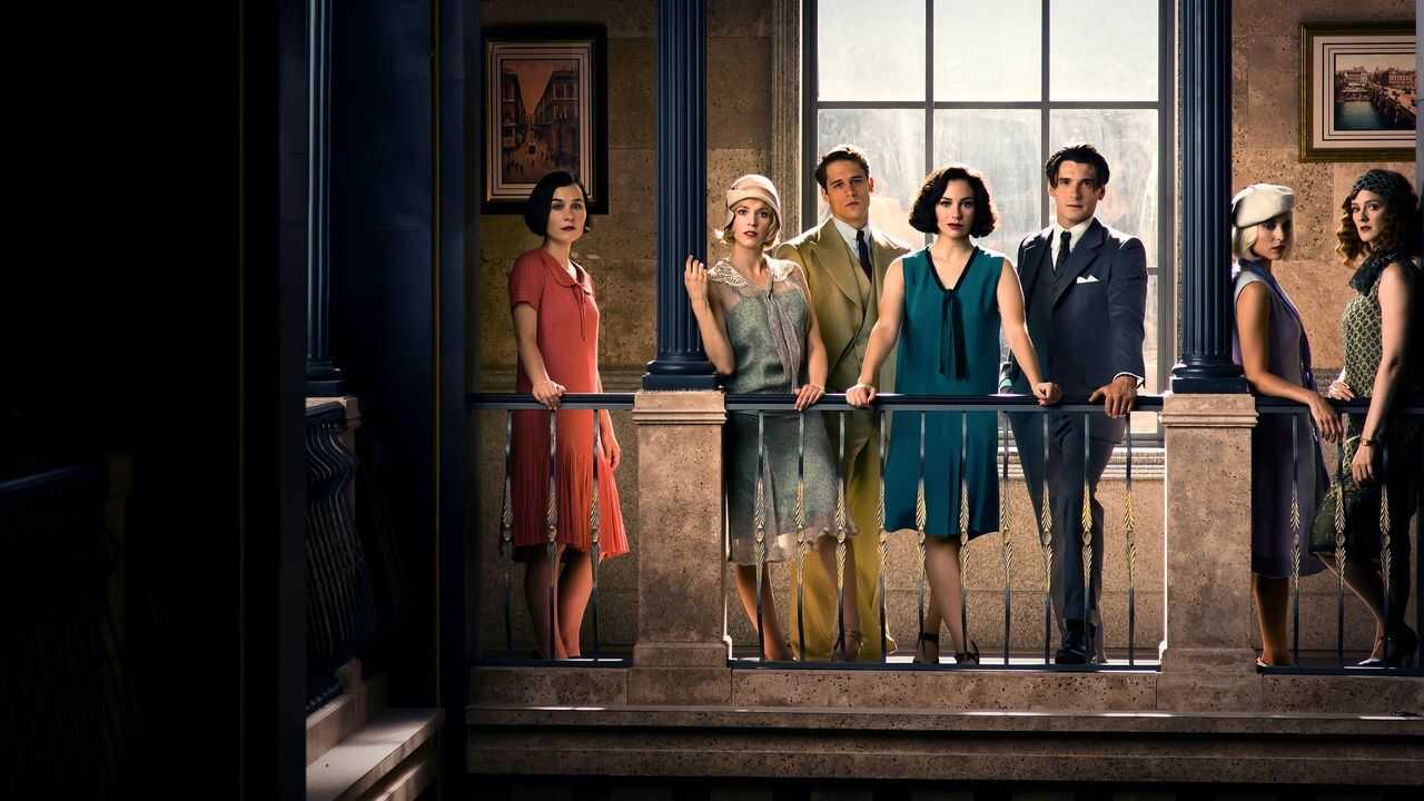 ES - Las chicas del cable (2017) 3